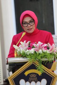PJ Ketua Pengurus Yayasan Kemala Bhayangkari Daerah Kepri Ny. Dewi Yan Fitri